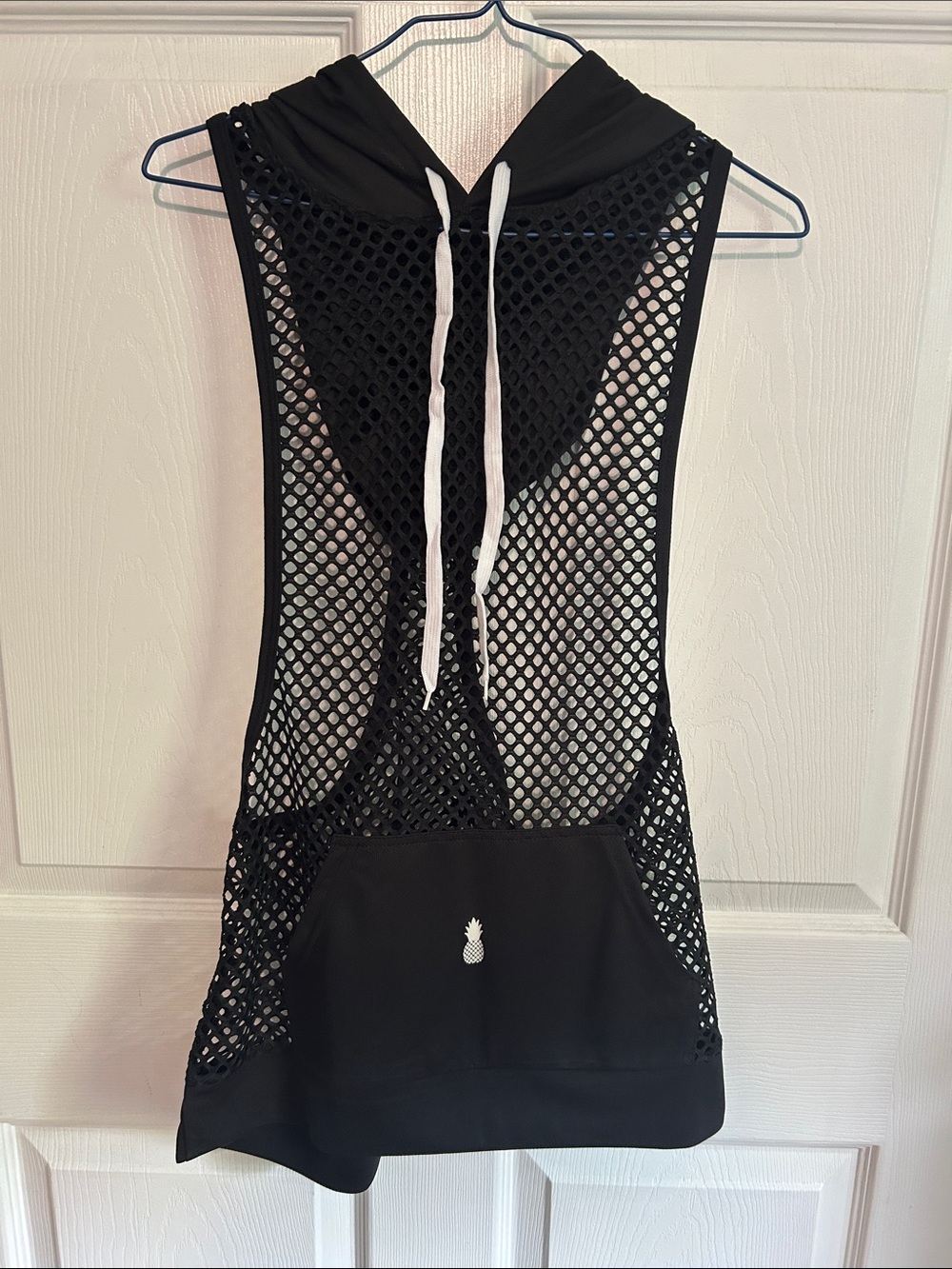 JJ Mailbu Black Mesh Hooded Tank